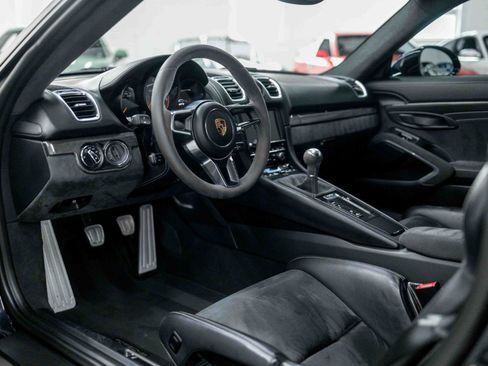 Used 2016 Porsche Cayman GT4 RWD image 2