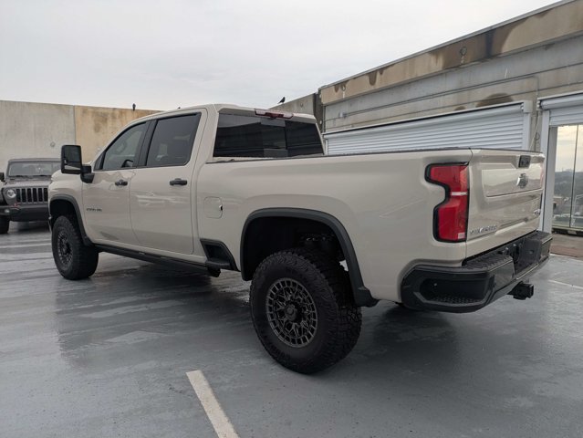 Used 2026 Chevrolet Silverado 2500 ZR2 AWD/4WD image 5