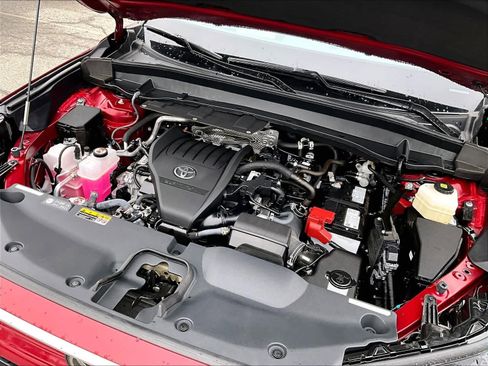 Used 2024 Toyota Grand Highlander Limited image 36