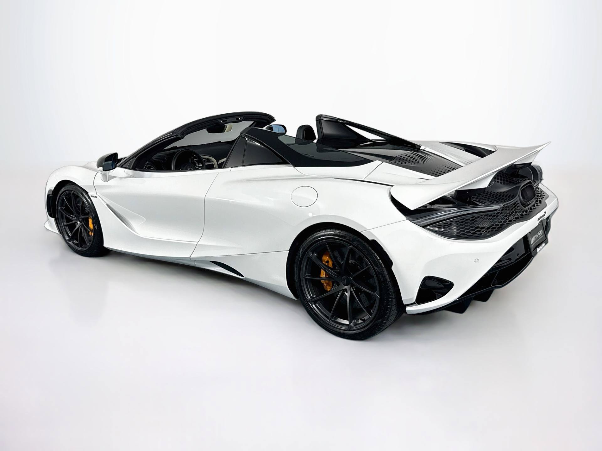 Used 2024 McLaren 750S Spider RWD image 7