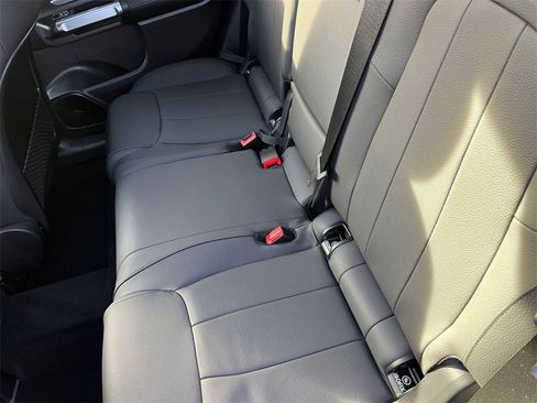 Certified 2025 Mercedes-Benz GLB 250 4MATIC image 13