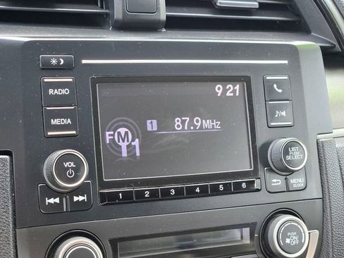 Used 2019 Honda Civic LX image 18