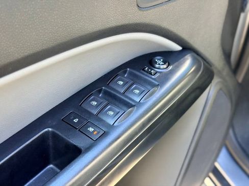 Used 2022 Chevrolet Colorado W/T w/ Custom Special Edition AWD/4WD image 18