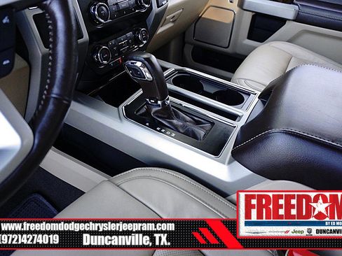 Used 2019 Ford F150 Lariat image 34