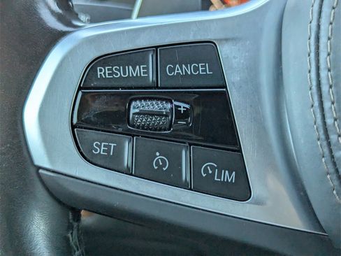 Used 2023 BMW X6 xDrive40i w/ M Sport Package image 21