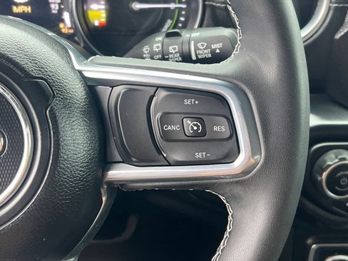 Used 2023 Jeep Wrangler Sahara w/ Cold Weather Group image 20