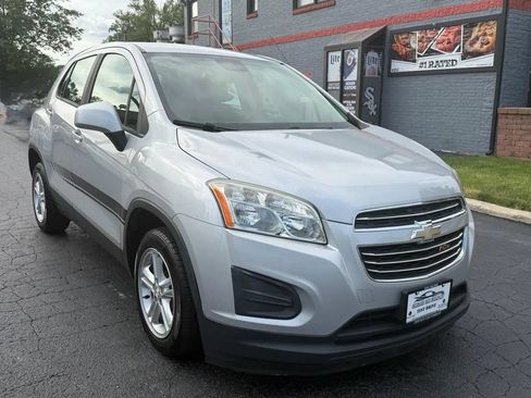 Used 2016 Chevrolet Trax LS FWD image 4