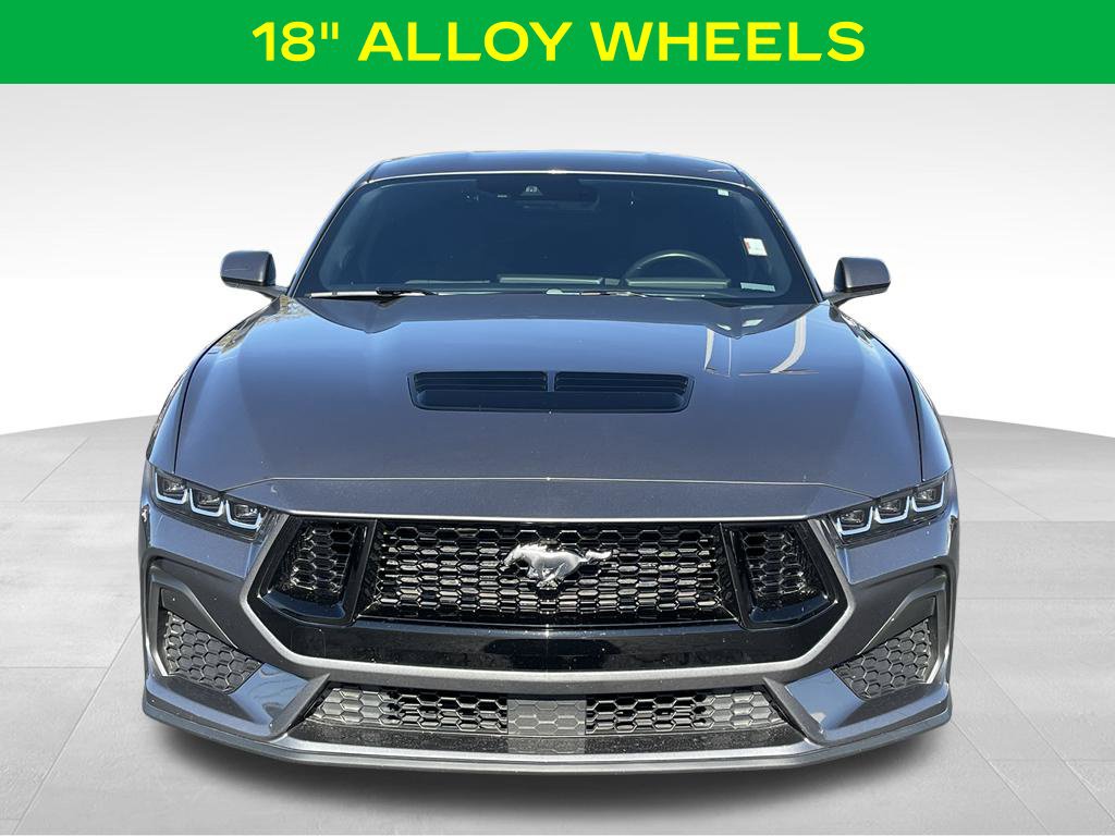 Used 2024 Ford Mustang GT RWD image 3