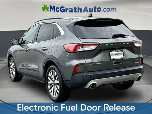 Used 2022 Ford Escape Titanium AWD/4WD image 5