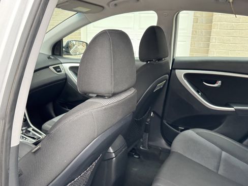 Used 2016 Hyundai Elantra GT image 22