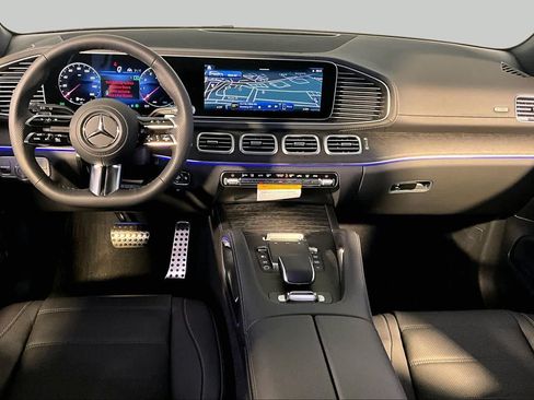 New 2026 Mercedes-Benz GLS 450 4MATIC image 7