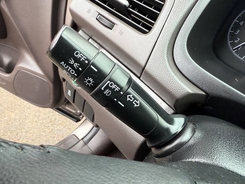 Used 2012 Honda CR-V EX-L image 32