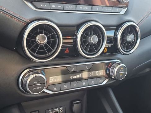 New 2025 Nissan Sentra SR image 29