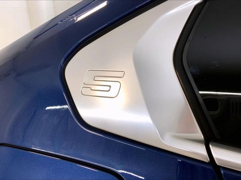 Used 2024 BMW i5 eDrive40i w/ Premium Package RWD image 29
