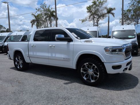 Used 2020 RAM 1500 Limited RWD image 2