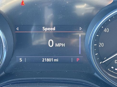 Certified 2023 Buick Encore GX Preferred FWD image 20
