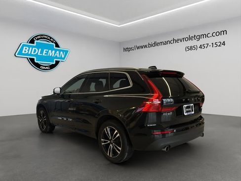 Used 2020 Volvo XC60 T5 Momentum image 5