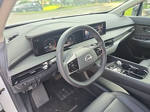 Certified 2025 Nissan Murano SV AWD/4WD image 13