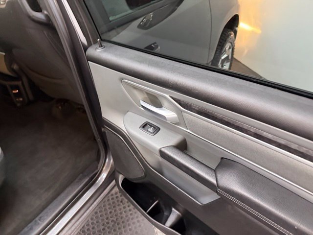Used 2022 RAM 1500 Big Horn AWD/4WD image 38