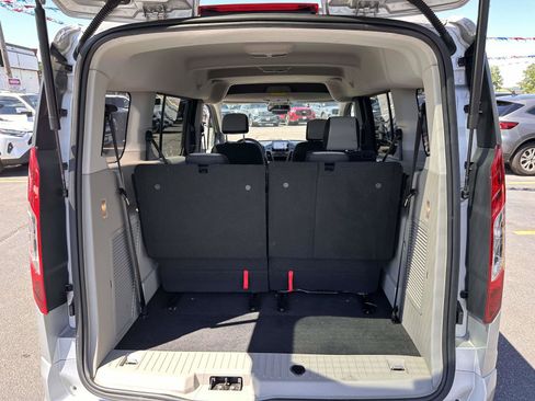 Used 2022 Ford Transit Connect XLT FWD image 8
