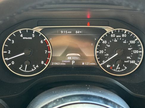 Used 2023 Nissan Rogue SL FWD image 25