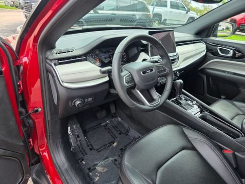 Used 2025 Jeep Compass Limited AWD/4WD image 20