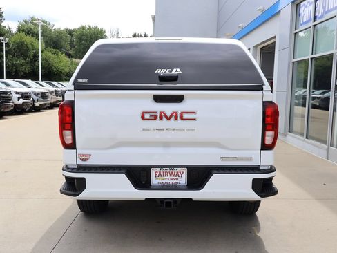 Used 2025 GMC Sierra 1500 Elevation w/ Preferred Package AWD/4WD image 9