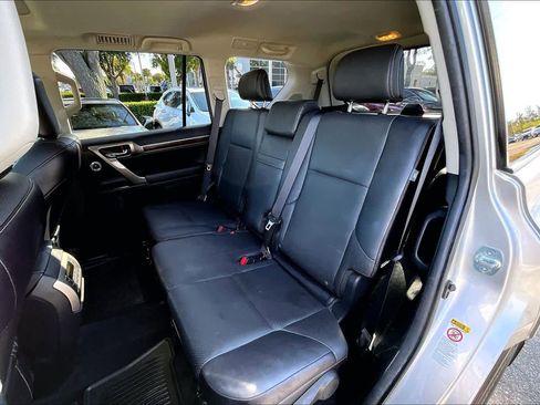 Used 2016 Lexus GX 460 Luxury image 20