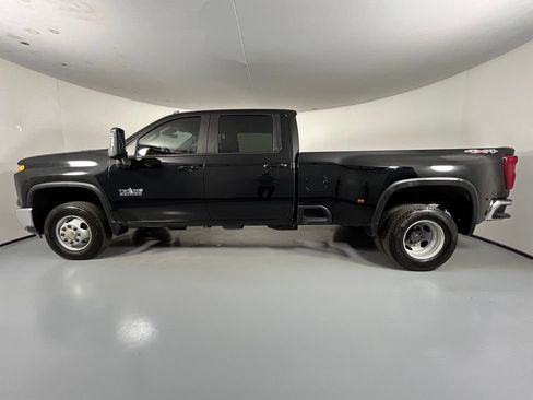Used 2024 Chevrolet Silverado 3500 LT w/ Texas Edition AWD/4WD image 4