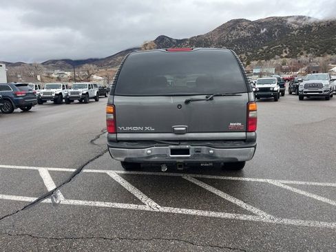 Used 2001 GMC Yukon XL SLT image 4