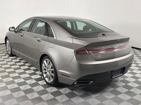 Used 2016 Lincoln MKZ w/ Equipment Group 300A Reserve FWD image 7