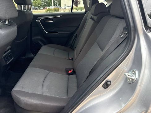 Used 2025 Toyota RAV4 XLE AWD/4WD image 20