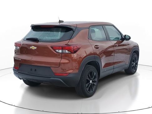 Used 2021 Chevrolet TrailBlazer LS image 4