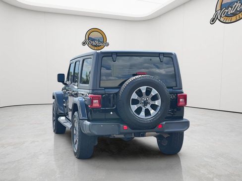 Used 2020 Jeep Wrangler Unlimited Sahara w/ Dual Top Group AWD/4WD image 5
