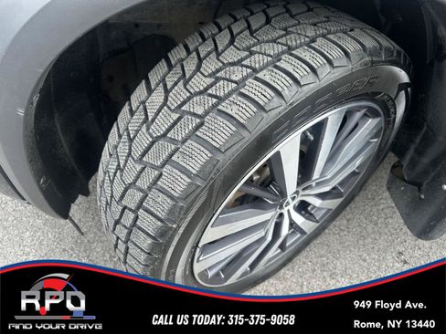 Used 2022 Nissan Pathfinder Platinum w/ Cargo Package AWD/4WD image 10