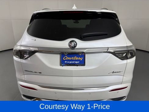 Used 2023 Buick Enclave Avenir w/ Trailering Package, 5000 lbs. FWD image 9