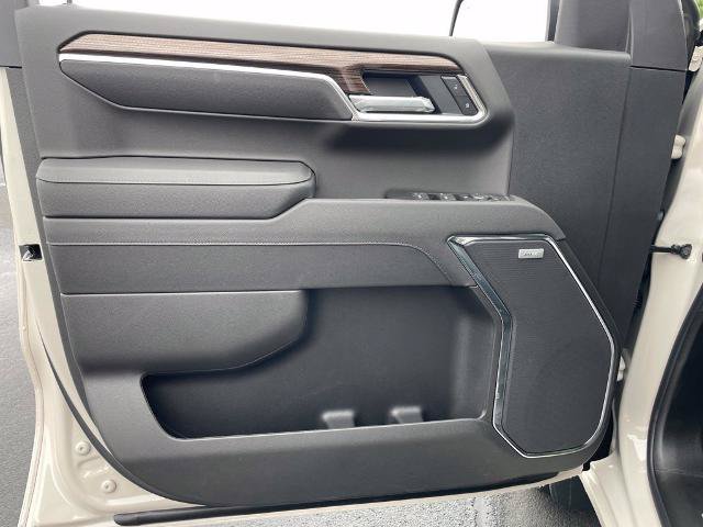 New 2026 Chevrolet Silverado 1500 RST w/ RST All Star Premium Package AWD/4WD image 17
