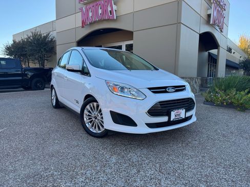 Used 2017 Ford C-MAX Energi SE image 1