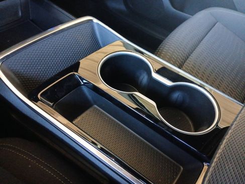 Used 2025 Chevrolet Equinox LT w/ Safety and Technology Package image 19