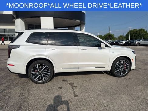 Used 2024 Cadillac XT6 Sport w/ Technology Package AWD/4WD image 13