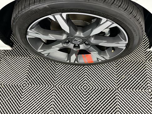 Used 2025 Honda Civic Sport image 11