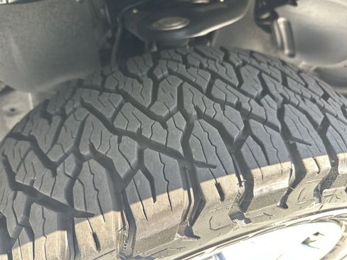 Used 2021 Toyota Tundra 1794 Edition image 12