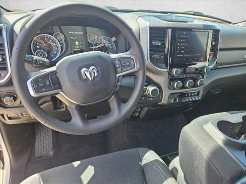 Used 2025 RAM 1500 Big Horn AWD/4WD image 17