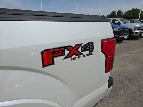 Used 2019 Ford F150 Platinum w/ Equipment Group 701A Luxury AWD/4WD image 16