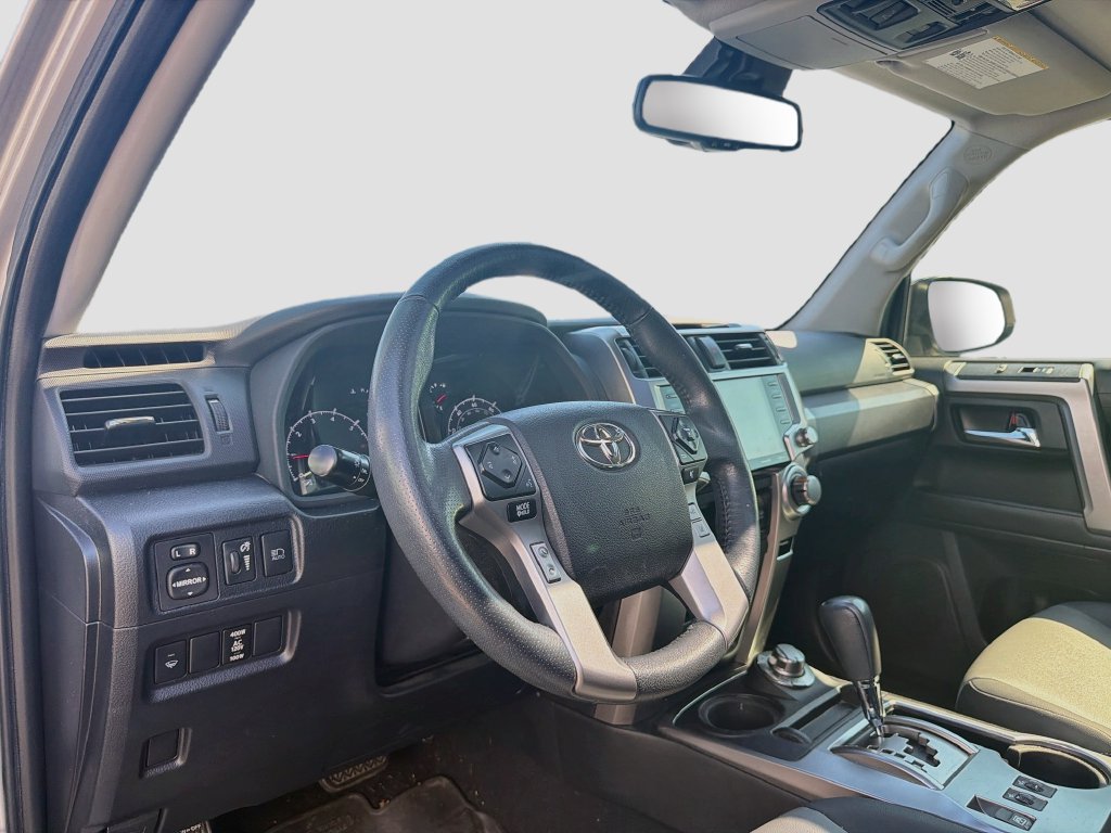 Used 2020 Toyota 4Runner SR5 Premium w/ Moonroof Package AWD/4WD image 9