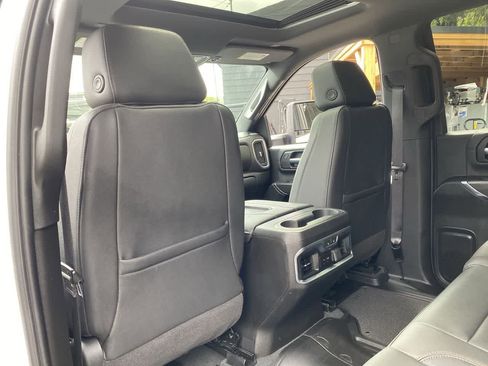 Used 2021 GMC Sierra 2500 AT4 w/ AT4 Premium Plus Package AWD/4WD image 15