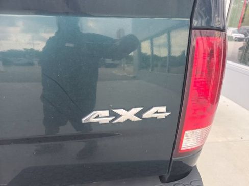 Used 2011 RAM 1500 ST w/ ST Popular Equipment Group AWD/4WD image 6