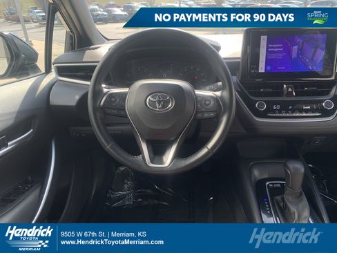 Used 2023 Toyota Corolla SE image 1