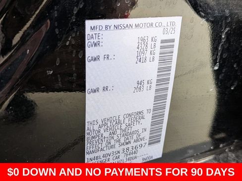 Used 2025 Nissan Altima 2.5 SV FWD image 32