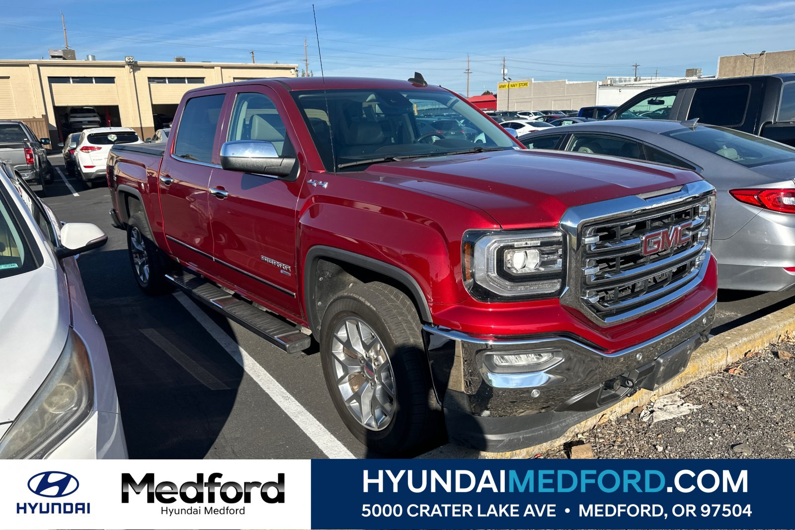 Used 2018 GMC Sierra 1500 SLT AWD/4WD image 1